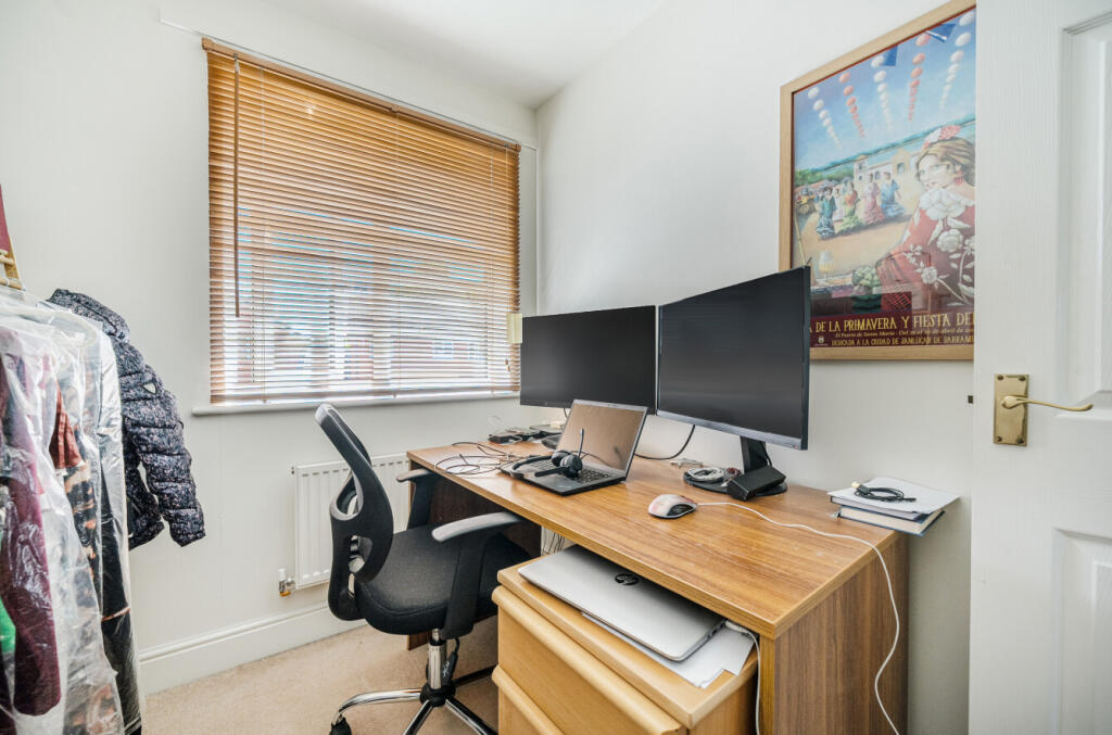 1321726-3-68710b5...