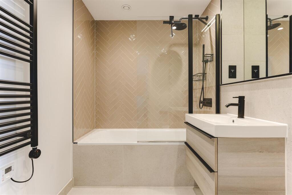 Empress Apartments -11.jpg