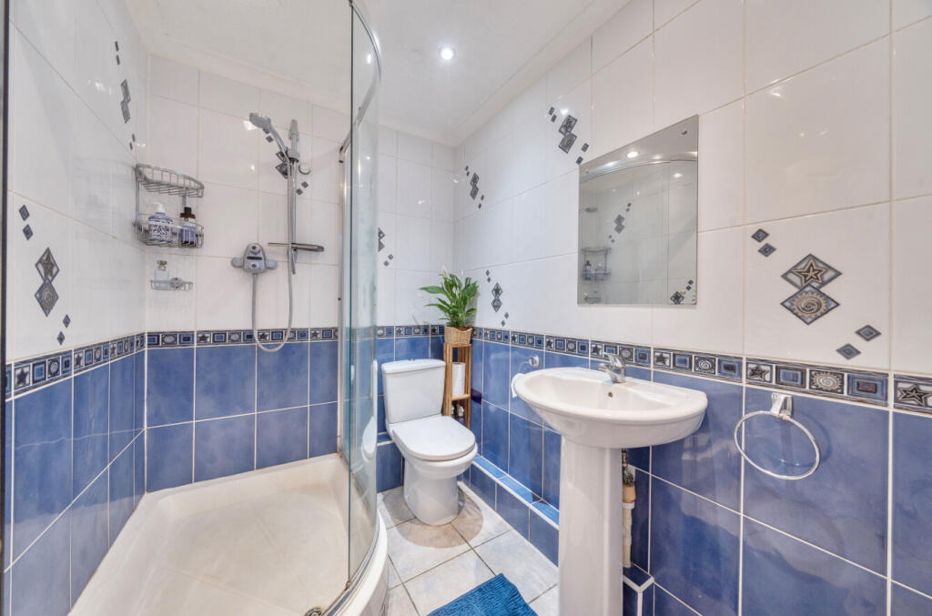 1311693-22-685e6b...