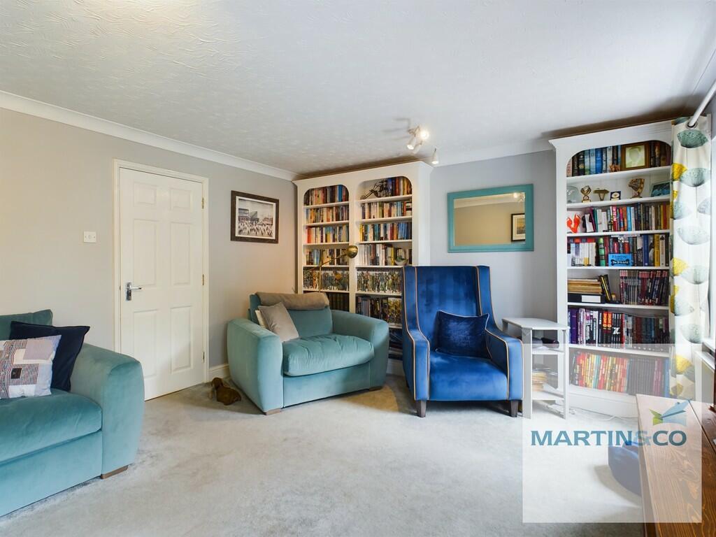 CAM03663G0-PR0032...