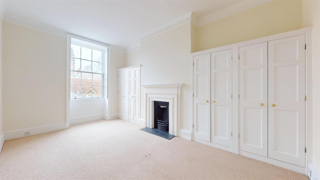 St Mary's Place 1C, Bedroom one.jpg
