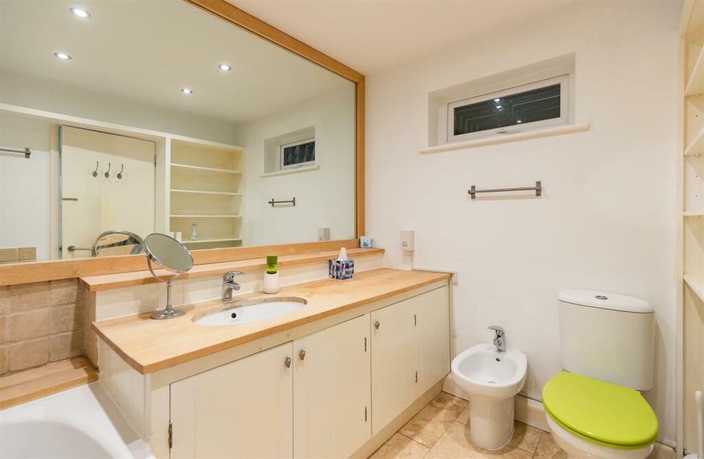 Ensuite Bathroom