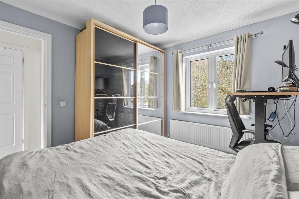 141d Totteridge Rd, HP13 6HR-3.jpg