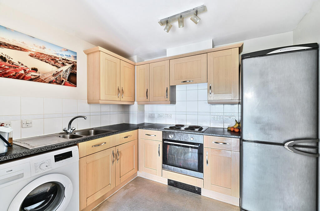 1296178-22-682b59...