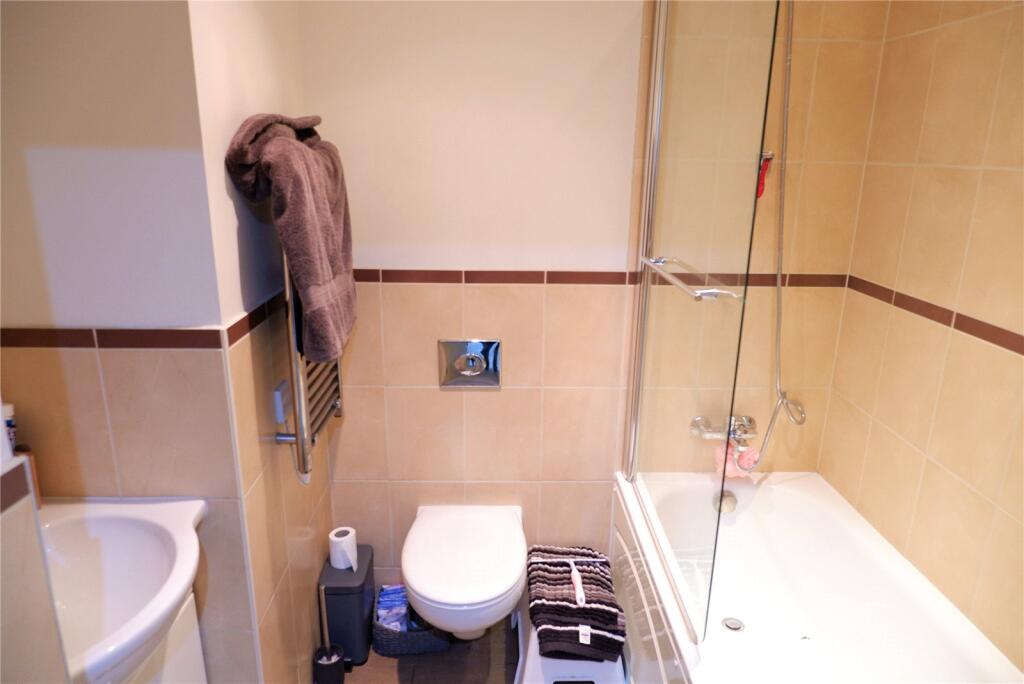Main Bathroom