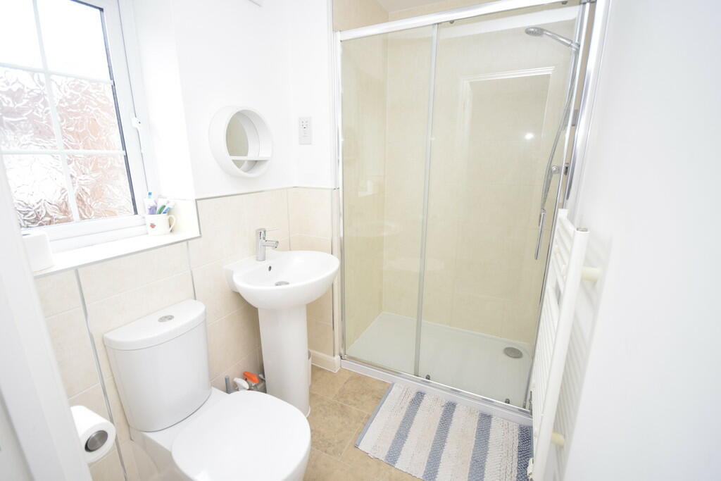 En Suite Shower R...