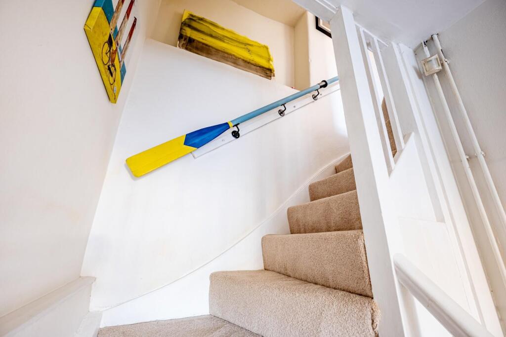 Stambrook Cottage - Reshoot-3.jpg