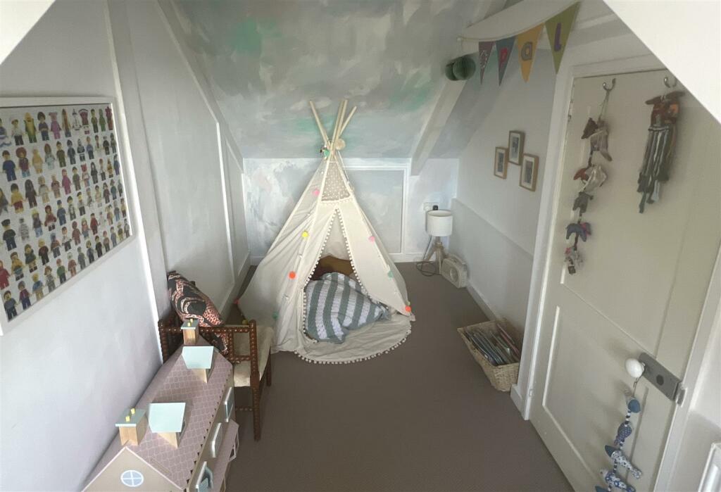 Bedroom 5