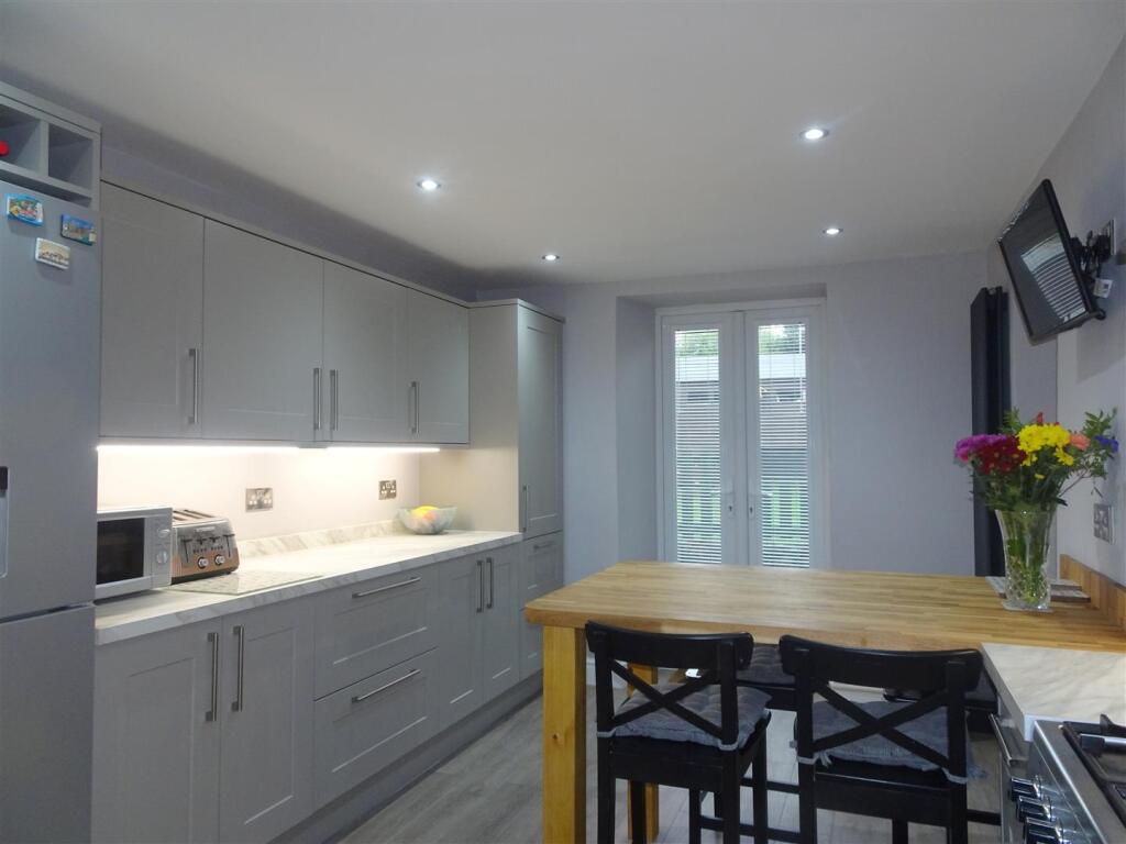 Kitchen/Breakfast