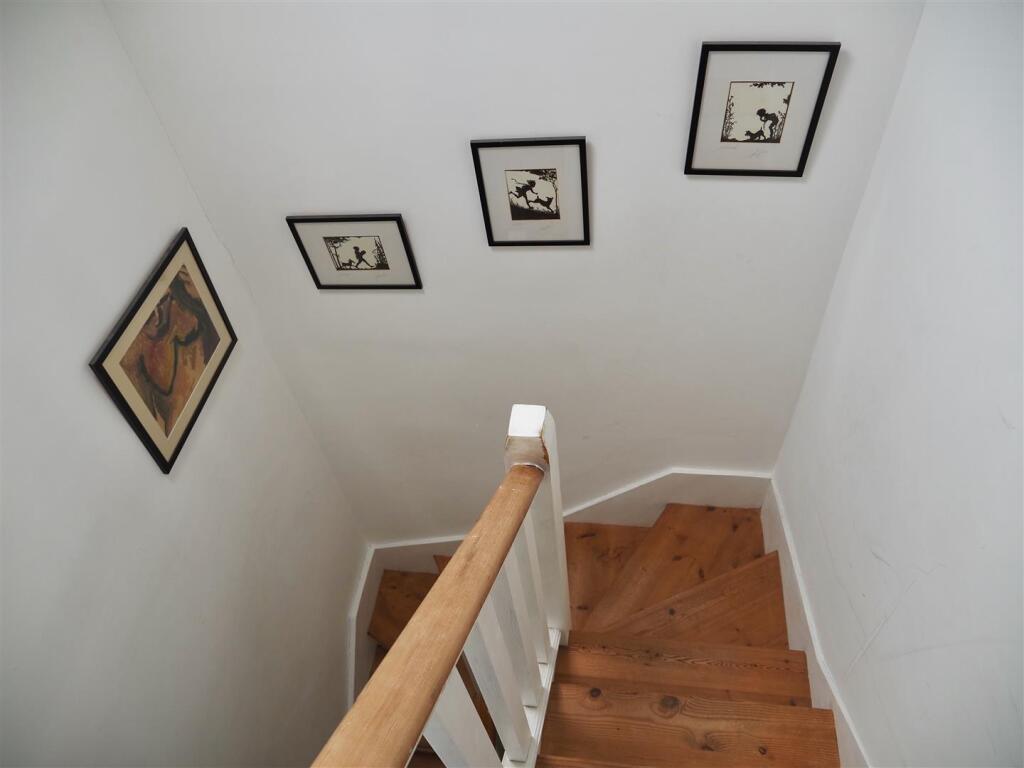 Clevedon Road SE20 7QQ - 8 of 46.jpeg