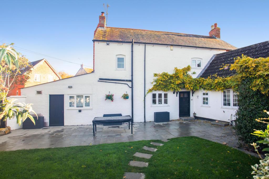 Cambridge House 309947  (16).jpg
