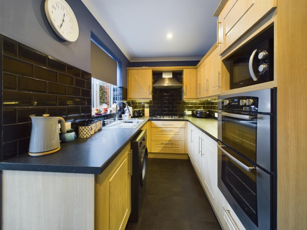 Stainburn Avenue  (24)