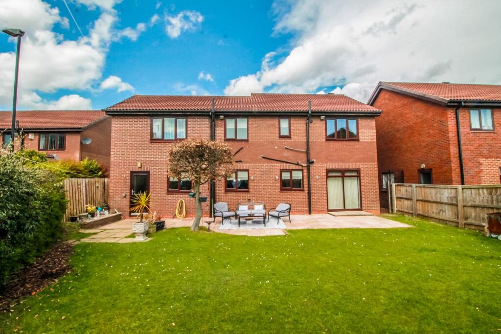 Rear External Pic 2. 