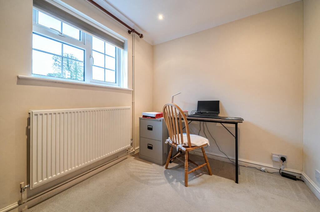 1363196-4-68e5305...