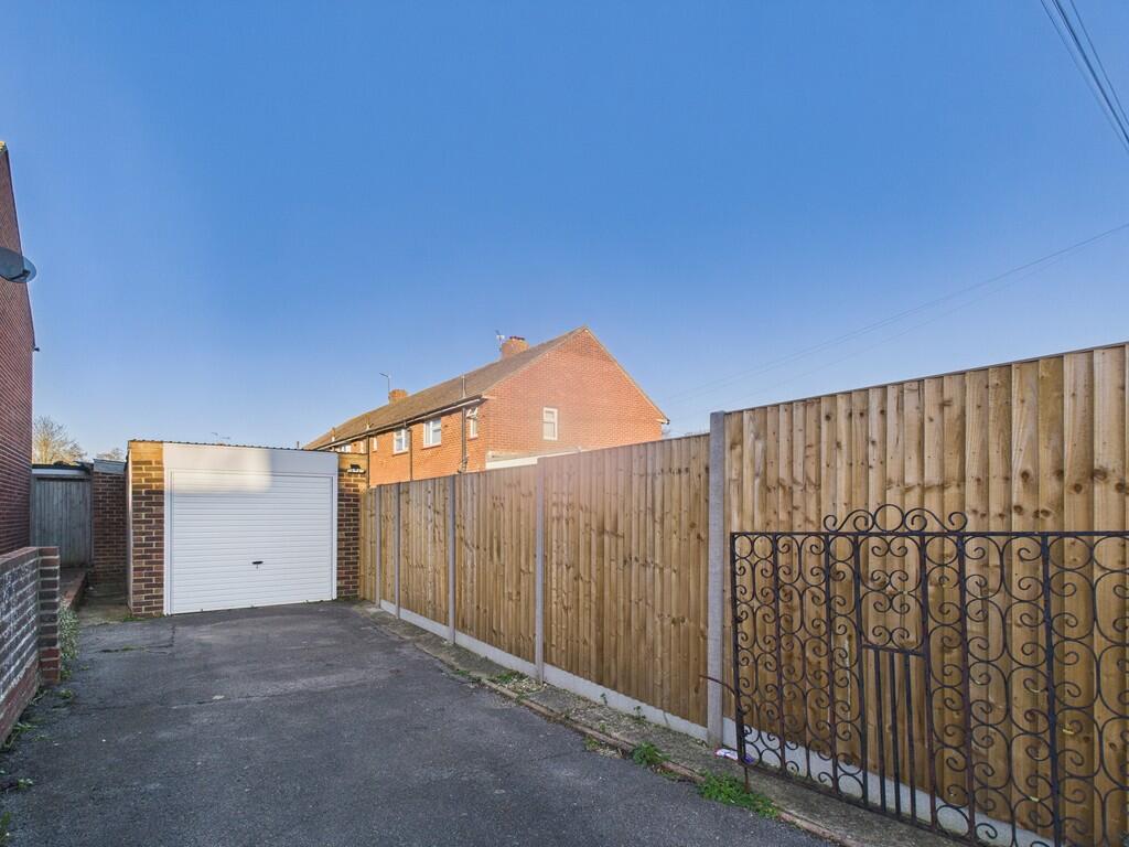 CAM05068G0-PR0062...