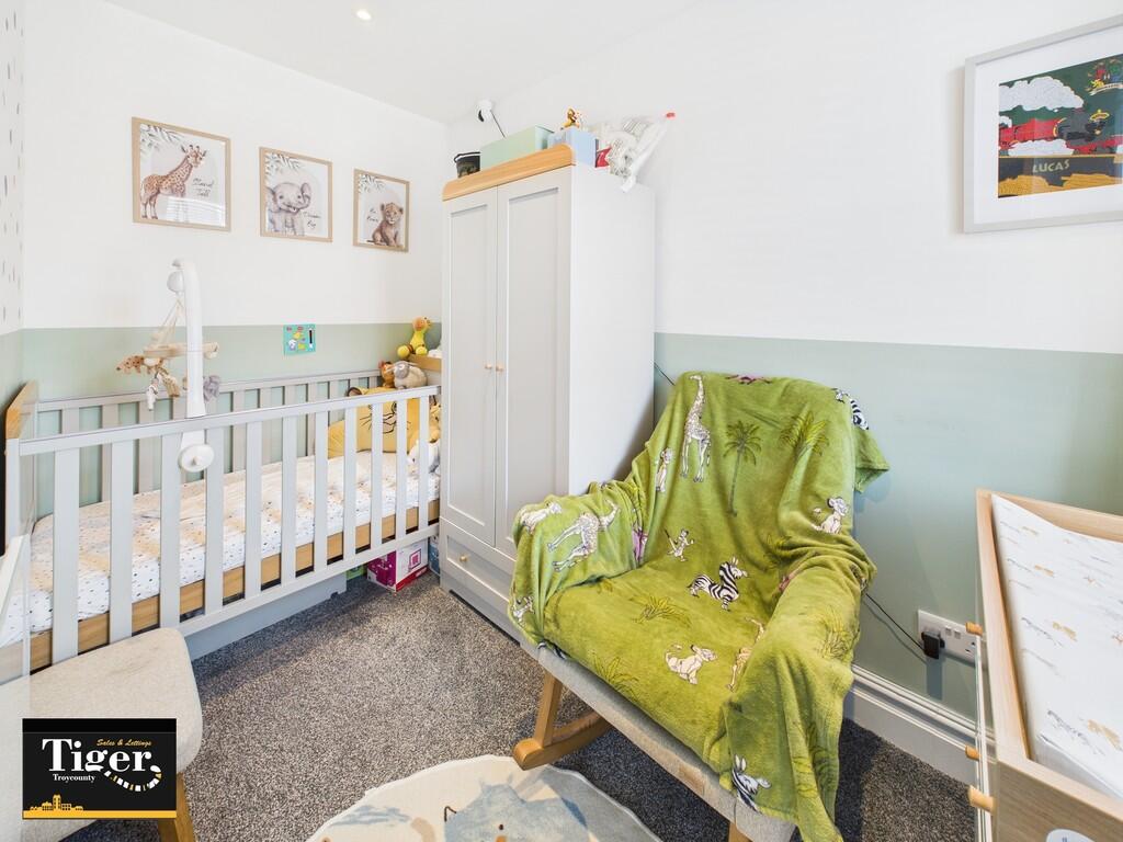 CAM02176G0-PR0544...