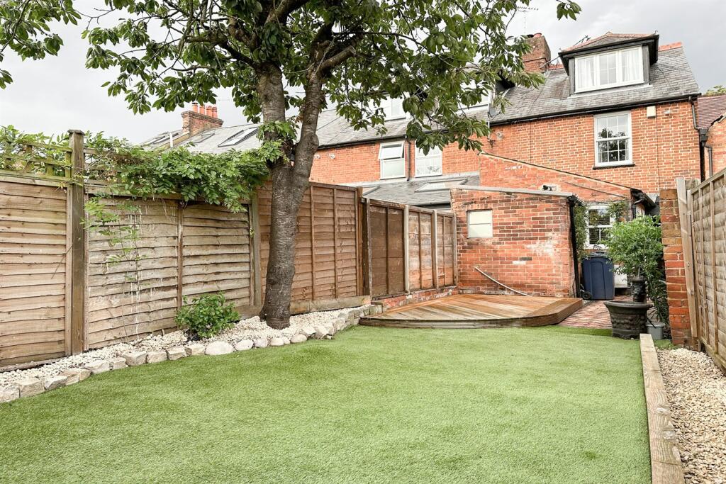 Garden (Main)