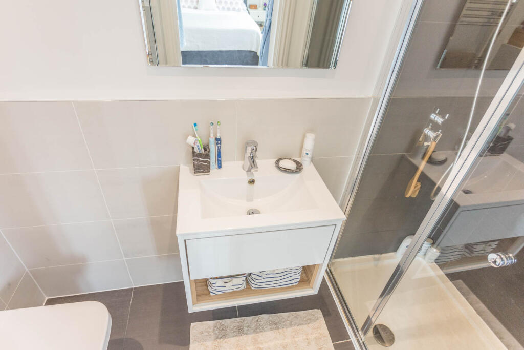 En-suite Shower Room