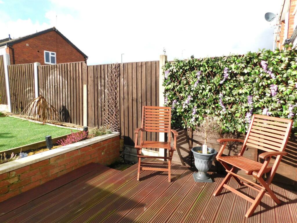 Garden2.JPG