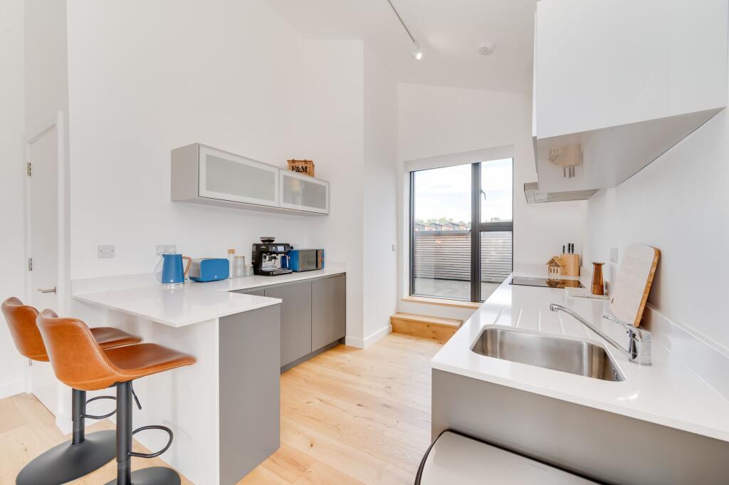 OPEN PLAN KITCHEN/DINER/LIVING ROOM
