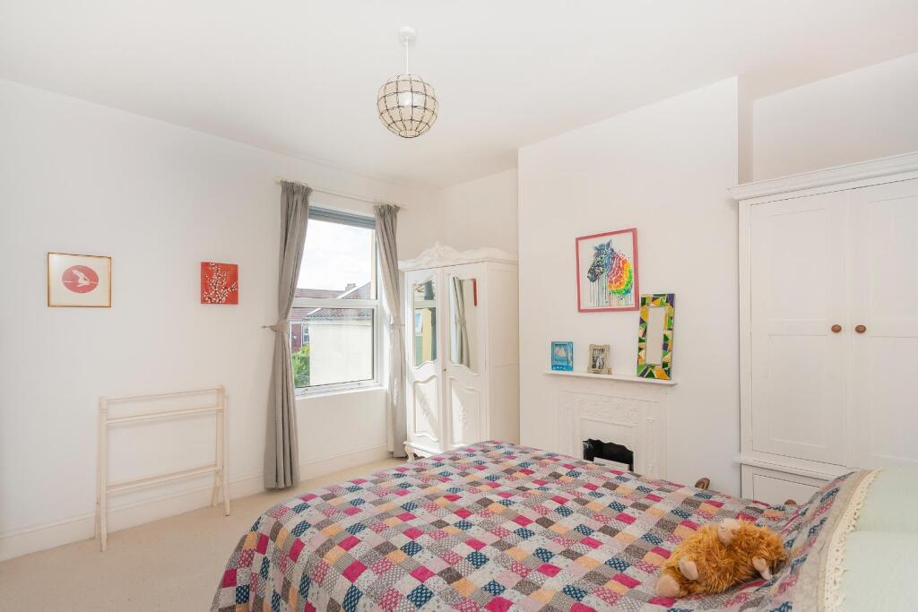 1B9RKE - Bedroom D.jpg