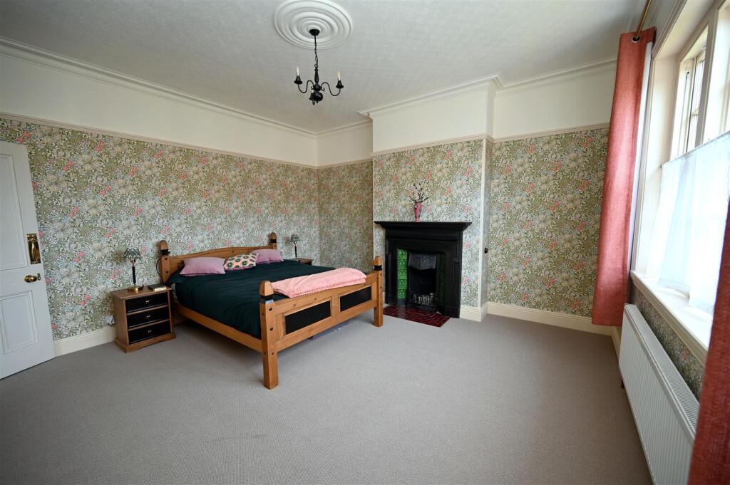 bed 1.JPG