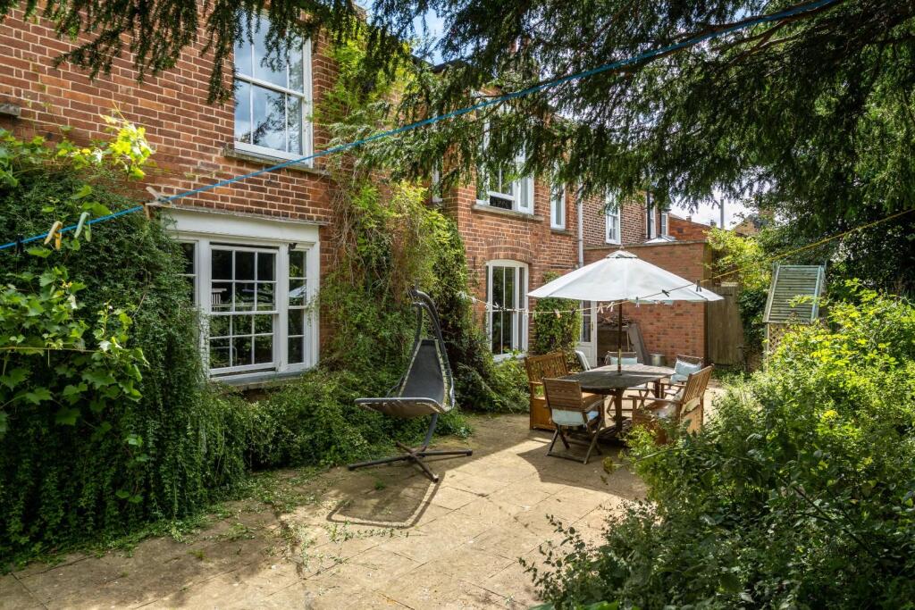 Latcham Dowling 33 Horslow Street Potton_MATTHEW P
