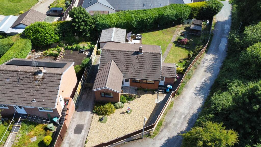 dji_fly_20250619_163332_739_1750347316631_photo_op