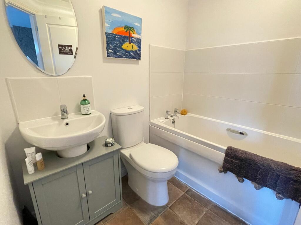 HOUSE BATHROOM