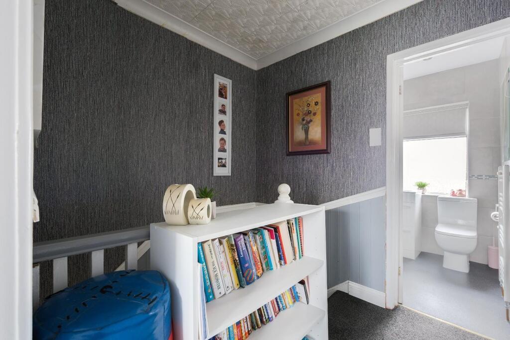 92ColleyCrescent(Interior)(16of21).jpg