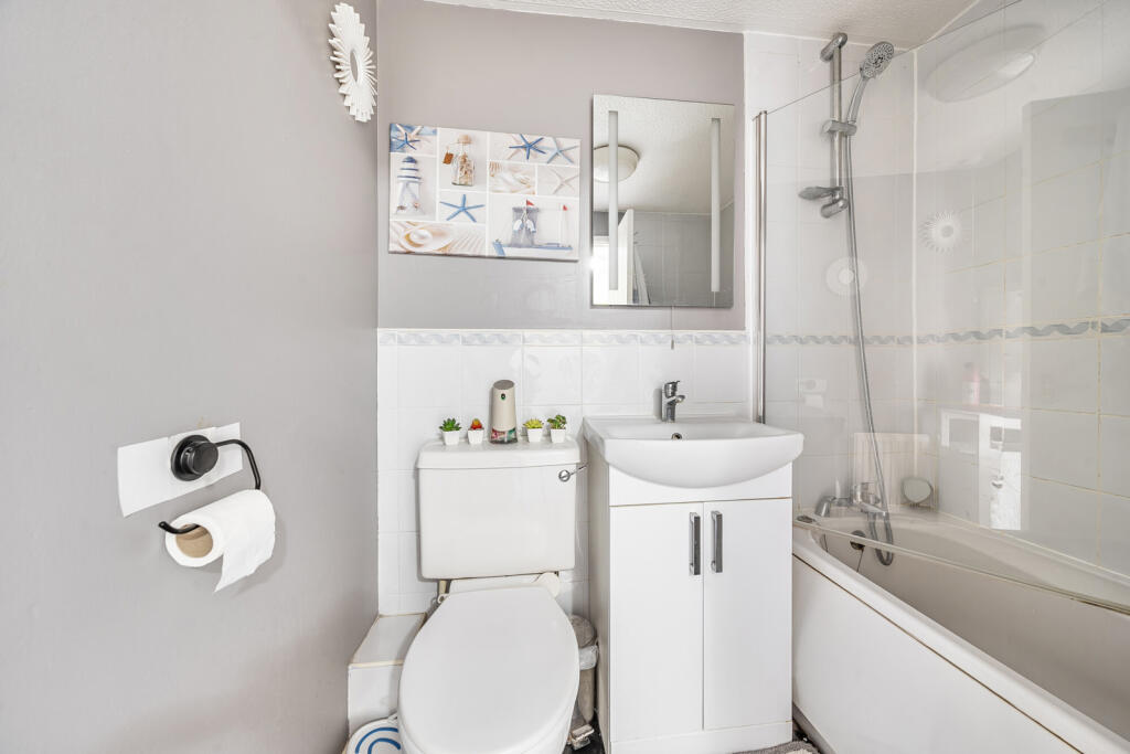 1321189-6-686fe62...