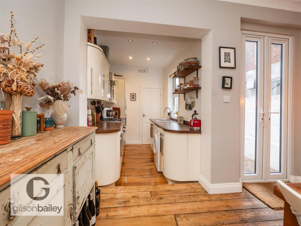 58BeaconsfieldRoad-13.jpg