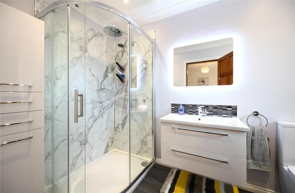 Bed 3 En Suite