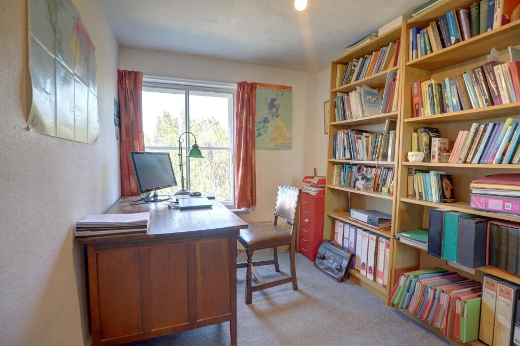 Bedroom 4/study 