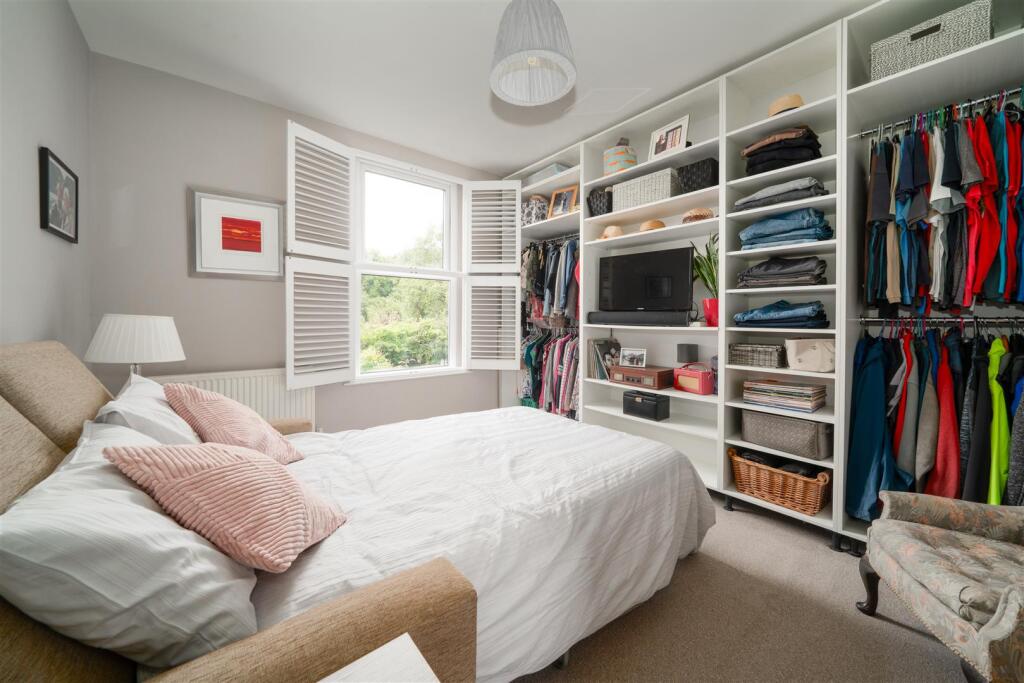 Bedroom4.jpg