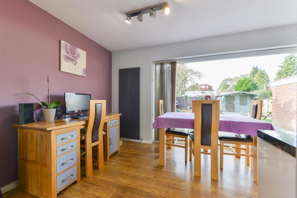 The Avenue, Greenacres6.jpg