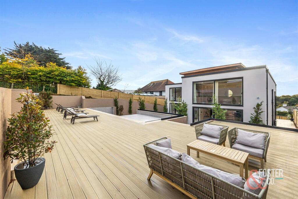 Hill Brow 57 Garden Extra-004.jpg