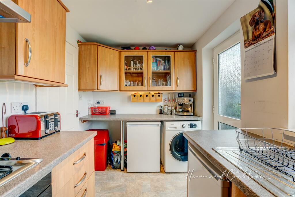 Runcorn Close, Old St Mellons, HernCrabtree (9).jp