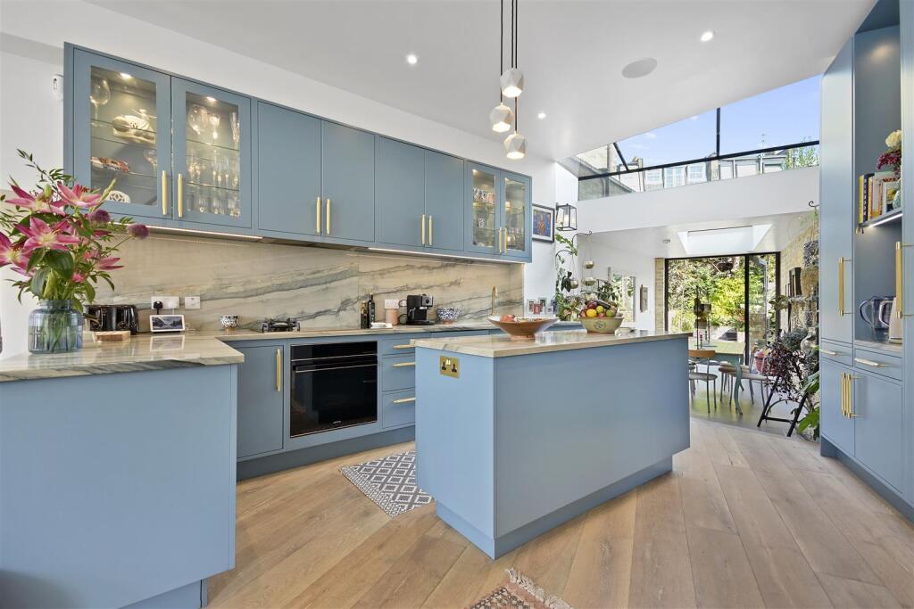Sulgrave Road - Kitchen.jpg