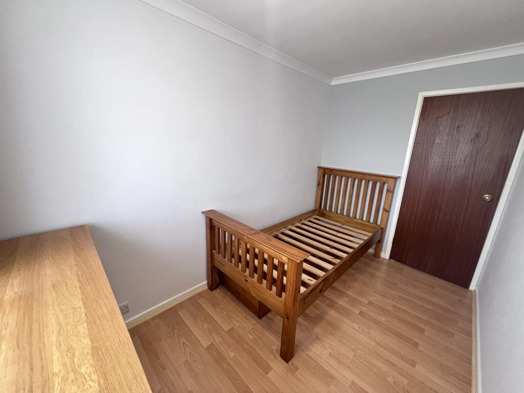 Bed 3 rear