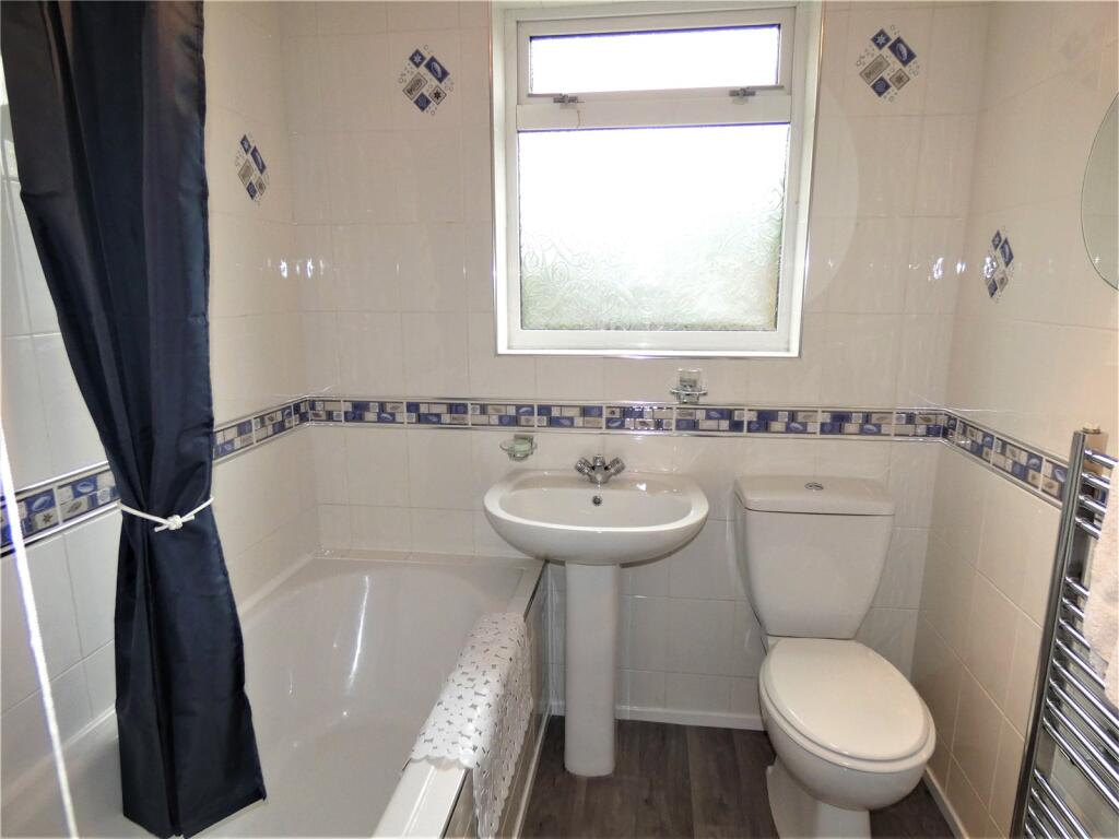 Ground Bathroom