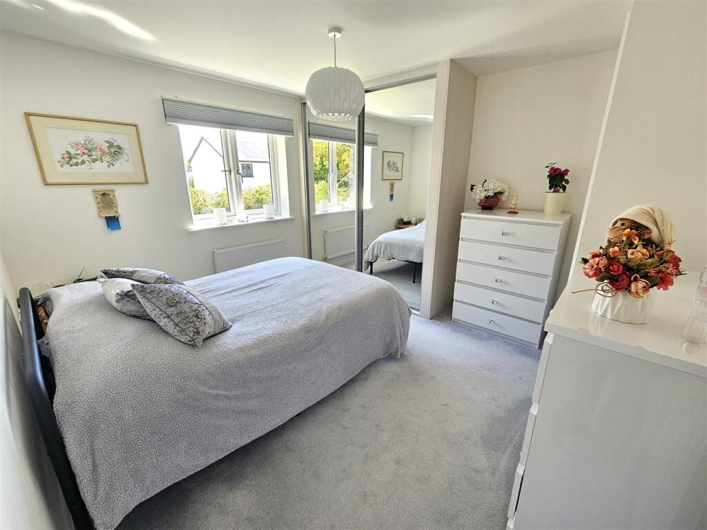 Master Bedroom.jpg