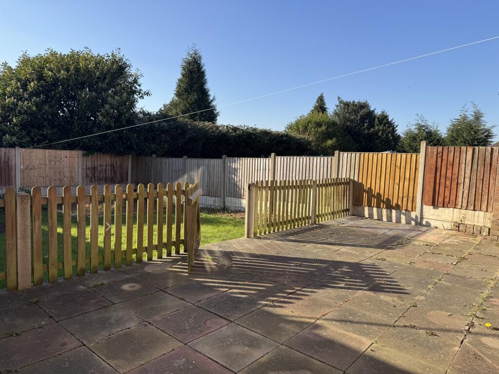 Rear patio/garden