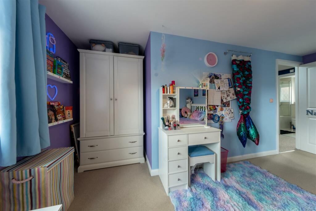 2 Rose Close-038.jpg