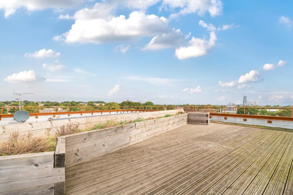 1342340-5-68a5a1c...