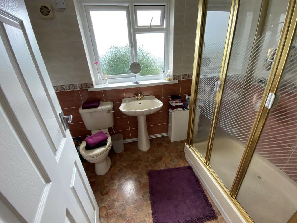 En-Suite Shower Room
