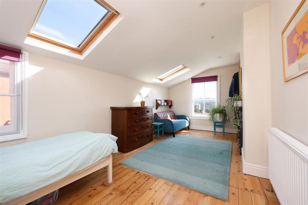 12 St Edwards Road 47.JPG