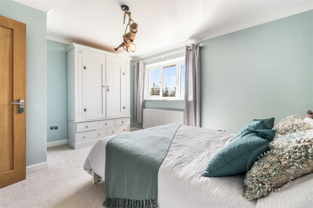 Pencoed Avenue, Int, HernCrabtree (20).jpg