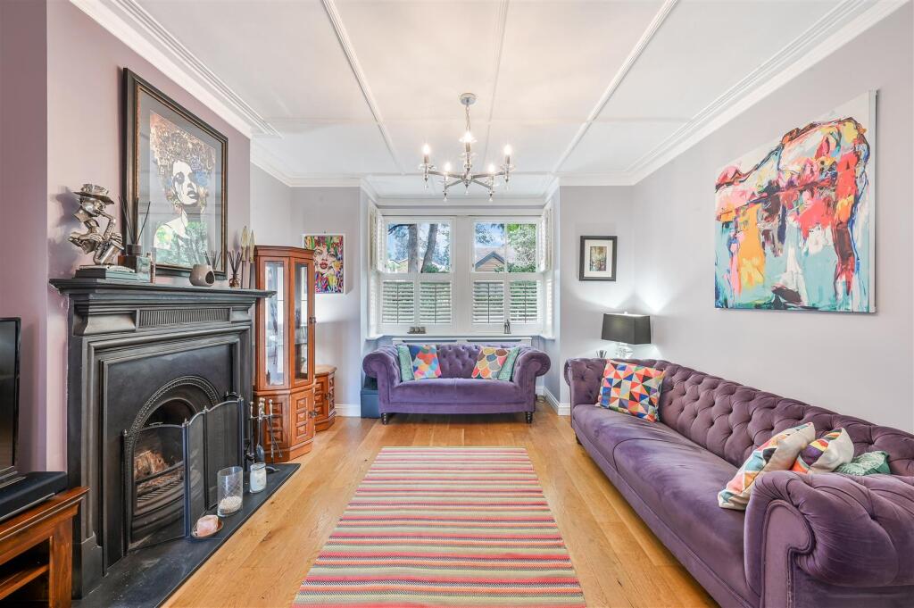 COLLEGE ROAD (13).jpg