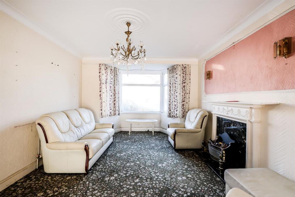 Old Church Road-18_web.jpg